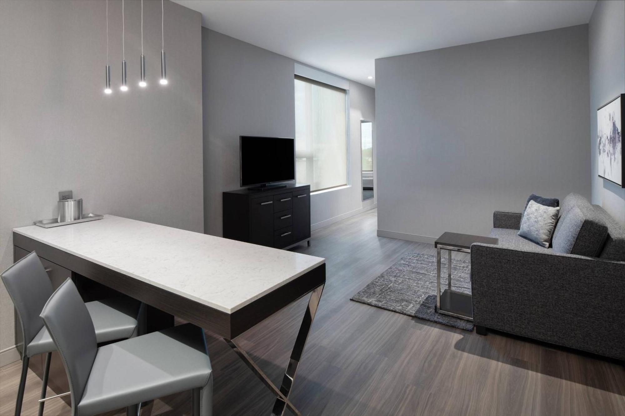 Residence Inn By Marriott Boston Нейтик Экстерьер фото