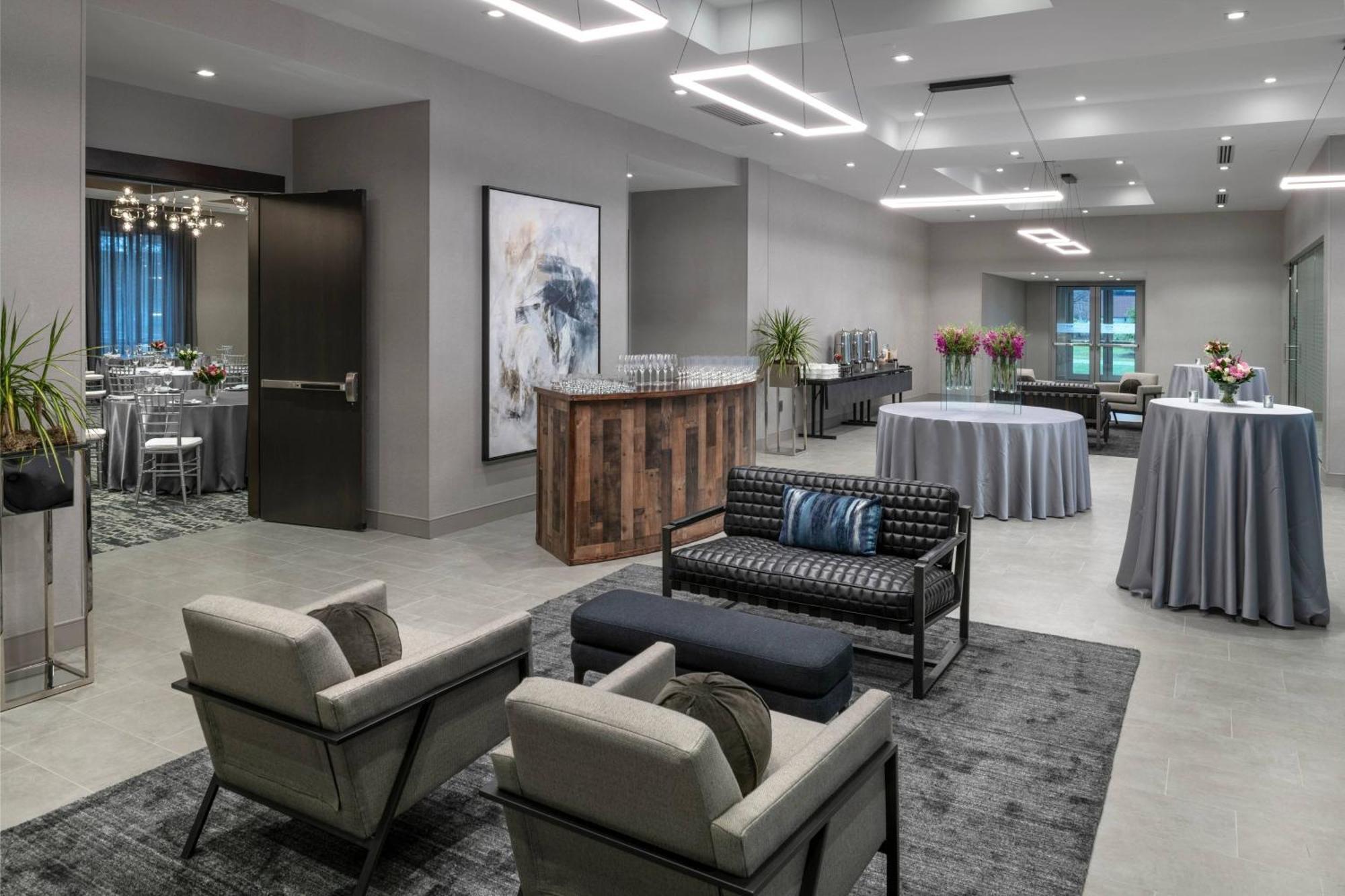 Residence Inn By Marriott Boston Нейтик Экстерьер фото