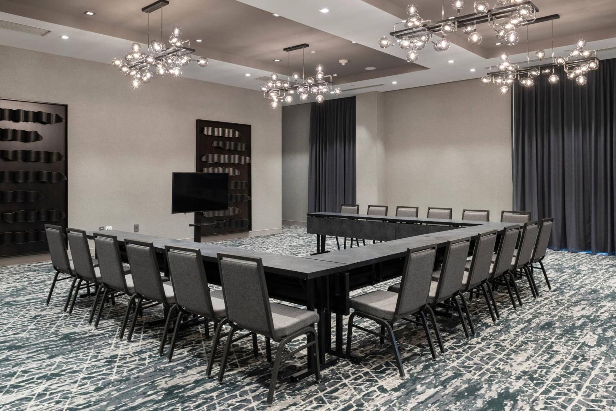Residence Inn By Marriott Boston Нейтик Экстерьер фото